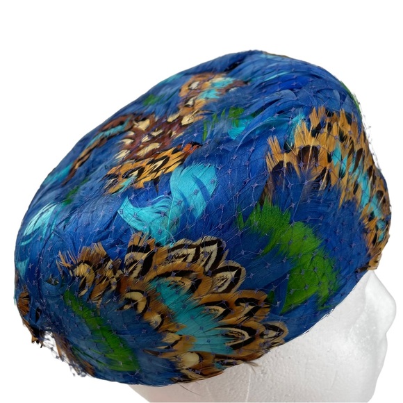 Vintage Marshall Fields 40s Pheasant Feather Ladies Elegant Event Pillbox Hat 46 - Picture 11 of 16